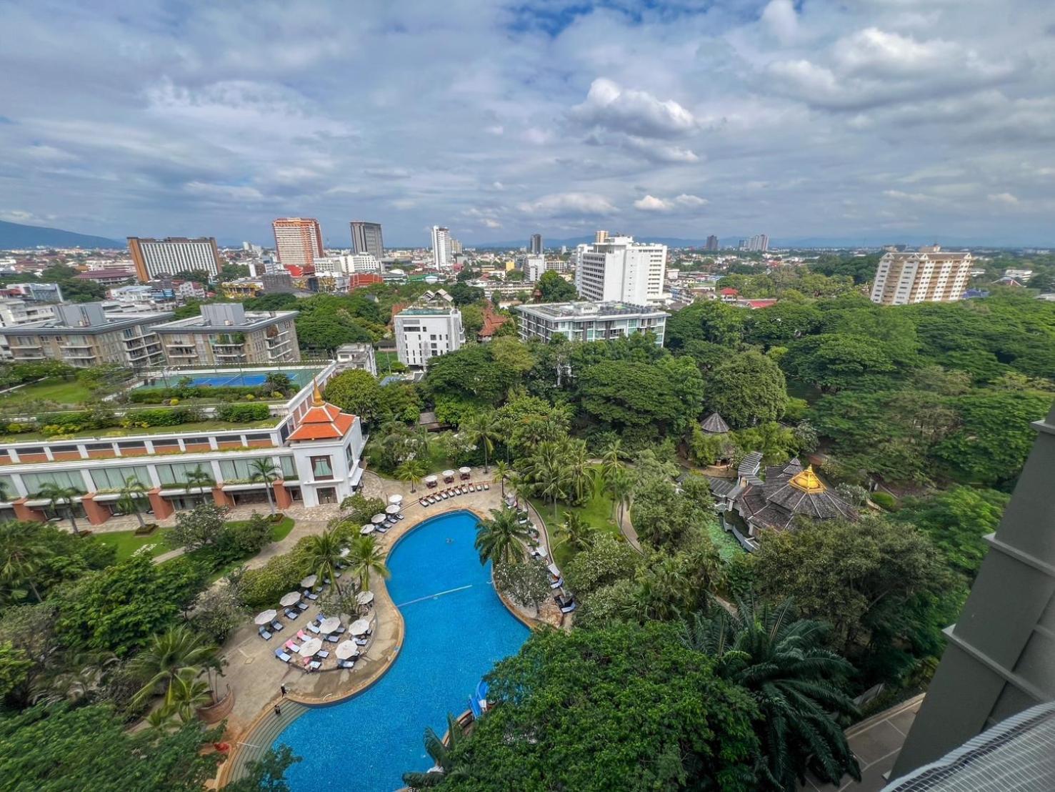 The Astra Luxury Condo In Town Chiang Mai Exterior photo