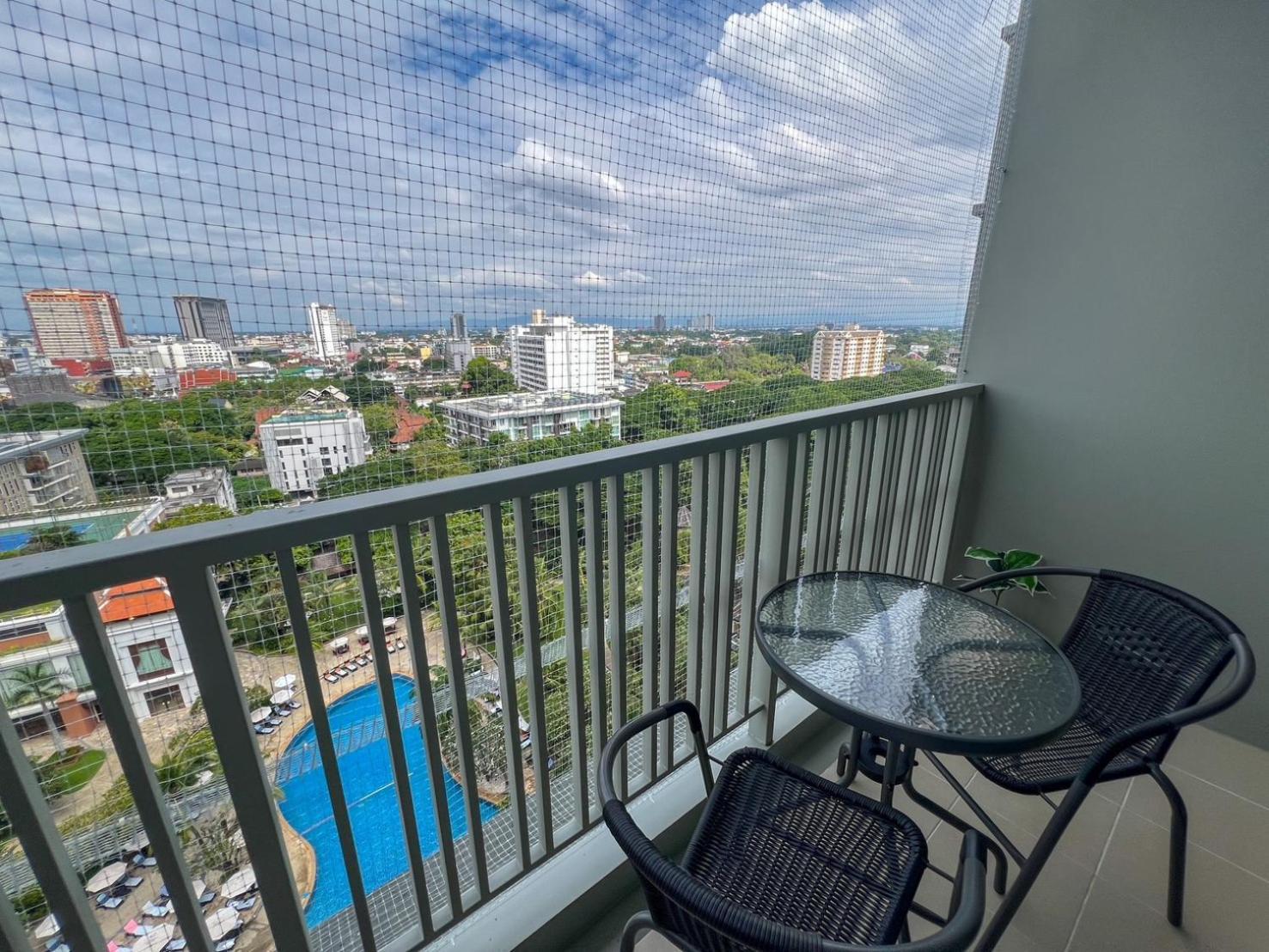 The Astra Luxury Condo In Town Chiang Mai Exterior photo